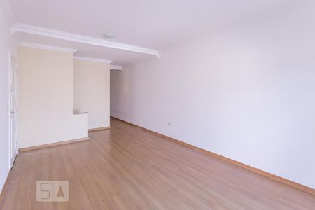 Sala de casa para alugar com 3 quartos, 240m² em Vila Ipojuca, São Paulo