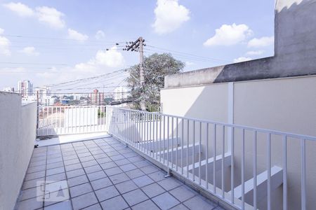 Varanda Sala de casa para alugar com 3 quartos, 240m² em Vila Ipojuca, São Paulo