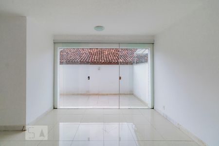 Sala de apartamento para alugar com 3 quartos, 147m² em União, Belo Horizonte