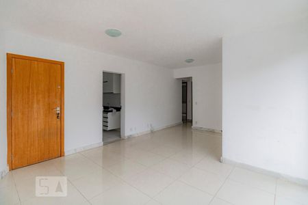 Sala de apartamento para alugar com 3 quartos, 147m² em União, Belo Horizonte