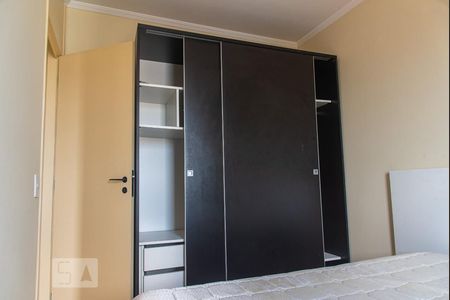 Quarto 2 de apartamento para alugar com 2 quartos, 50m² em Vila das Merces, São Paulo