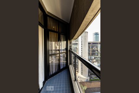 Varanda de apartamento para alugar com 1 quarto, 45m² em Jardim Europa, São Paulo