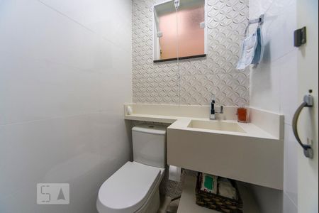 Lavabo de casa à venda com 4 quartos, 200m² em Vila Alto de Santo Andre, Santo André