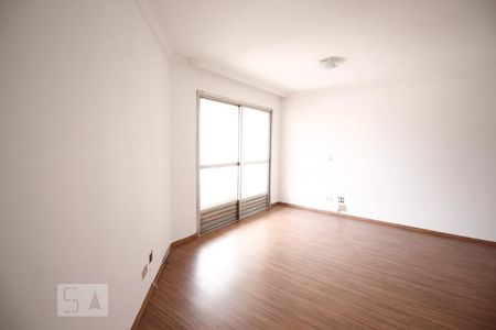 Sala de apartamento para alugar com 2 quartos, 70m² em Vila Alexandria, São Paulo