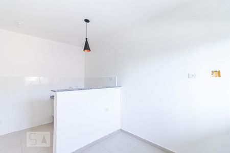 Sala/Cozinha de apartamento para alugar com 1 quarto, 30m² em Parque Cisper, São Paulo