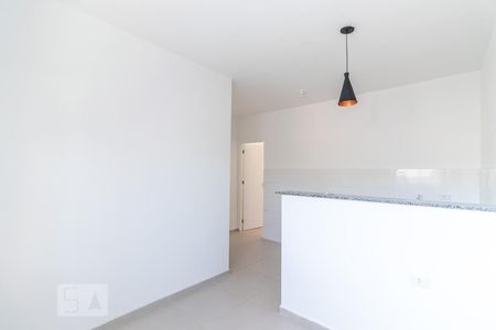 Sala/Cozinha de apartamento para alugar com 1 quarto, 30m² em Parque Cisper, São Paulo