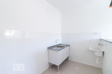 Sala/Cozinha de apartamento para alugar com 1 quarto, 30m² em Parque Cisper, São Paulo