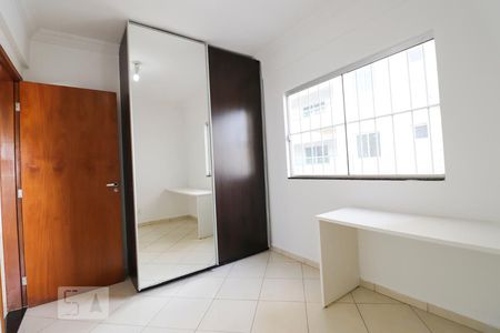 Quarto 1 de apartamento para alugar com 2 quartos, 68m² em Setor Sudoeste, Goiânia