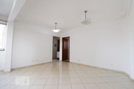 Sala de apartamento para alugar com 2 quartos, 68m² em Setor Sudoeste, Goiânia