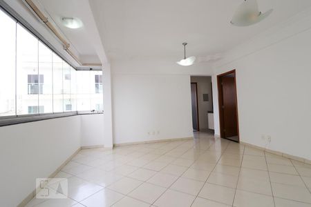 Sala de apartamento para alugar com 2 quartos, 68m² em Setor Sudoeste, Goiânia