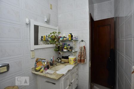 Banheiro de apartamento à venda com 2 quartos, 50m² em Pechincha, Rio de Janeiro