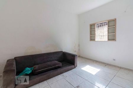 Quarto 1 de casa para alugar com 2 quartos, 70m² em Itaquera, São Paulo