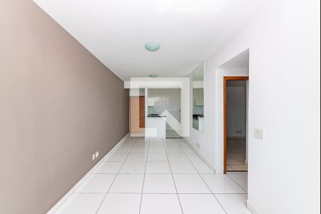 Sala de apartamento para alugar com 2 quartos, 70m² em Nova Esperança, Belo Horizonte