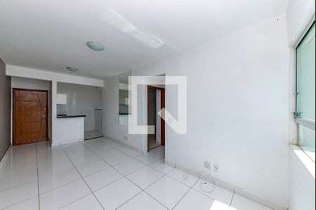 Sala de apartamento para alugar com 2 quartos, 70m² em Nova Esperança, Belo Horizonte