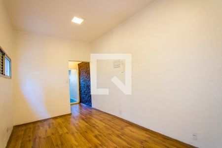 Sala de tv de casa à venda com 3 quartos, 150m² em Vila Linda, Santo André