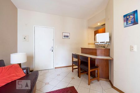 Sala de kitnet/studio para alugar com 1 quarto, 32m² em Jardim Paulista, São Paulo