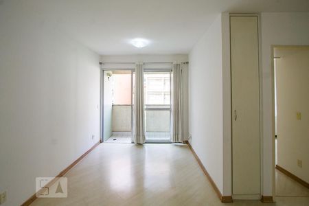 Sala de apartamento para alugar com 1 quarto, 47m² em Pinheiros, São Paulo