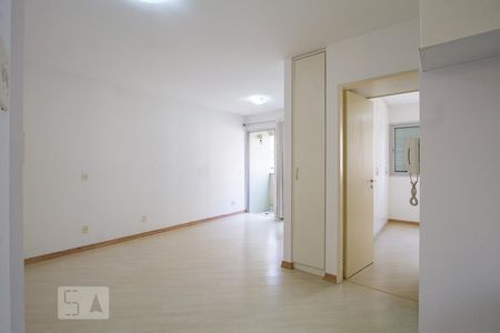 Sala de apartamento para alugar com 1 quarto, 47m² em Pinheiros, São Paulo