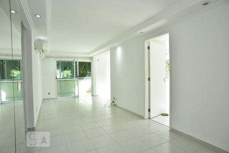 Sala de apartamento para alugar com 2 quartos, 90m² em Freguesia (jacarepaguá), Rio de Janeiro