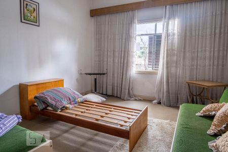 Casa à venda com 300m², 5 quartos e 2 vagas Casa à venda com 300m², 5 quartos e 2 vagasQuarto 2 da Casa 2