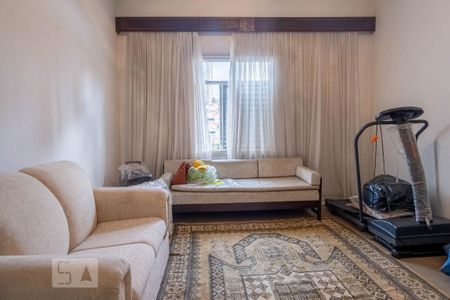 Casa à venda com 300m², 5 quartos e 2 vagas Casa à venda com 300m², 5 quartos e 2 vagasQuarto 1 da Casa 2