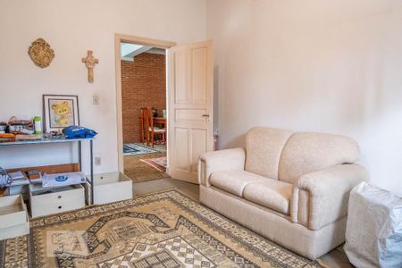 Casa à venda com 300m², 5 quartos e 2 vagas Casa à venda com 300m², 5 quartos e 2 vagasQuarto 1 da Casa 2