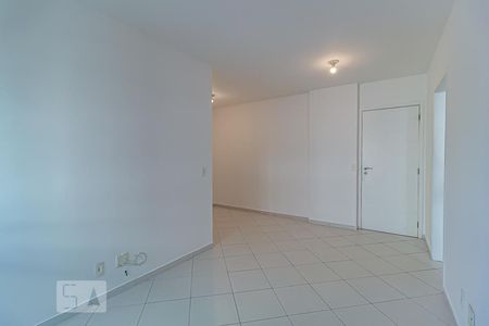 Sala de apartamento para alugar com 2 quartos, 69m² em Jacarepaguá, Rio de Janeiro