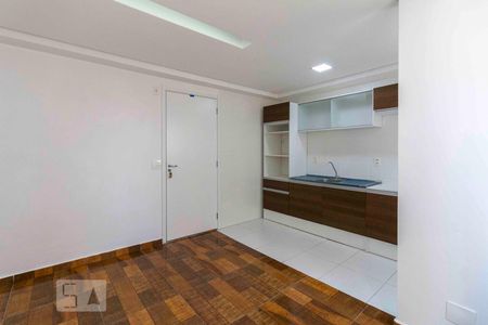 Sala de apartamento para alugar com 2 quartos, 41m² em Itaquera, São Paulo