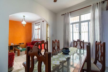 Sala de casa à venda com 2 quartos, 60m² em Irajá, Rio de Janeiro