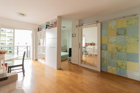 Sala de apartamento para alugar com 1 quarto, 50m² em Campo Belo, São Paulo