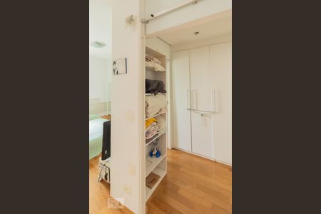 Quarto de apartamento para alugar com 1 quarto, 50m² em Campo Belo, São Paulo