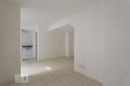 Sala de apartamento para alugar com 3 quartos, 116m² em Taquara, Rio de Janeiro