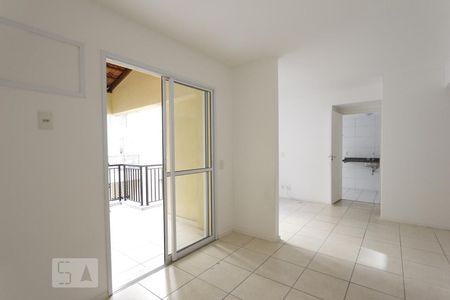 Sala de apartamento para alugar com 3 quartos, 116m² em Taquara, Rio de Janeiro