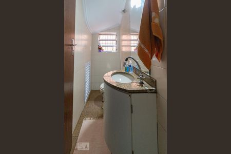 Lavabo de casa à venda com 3 quartos, 150m² em Jardim Ester Yolanda, São Paulo