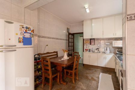 Cozinha de casa à venda com 3 quartos, 150m² em Jardim Ester Yolanda, São Paulo