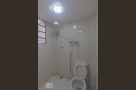 Banheiro de apartamento à venda com 2 quartos, 75m² em Jardim das Acácias, São Paulo