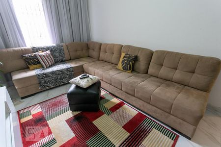 Sofa de casa à venda com 4 quartos, 260m² em Jardim Fenix, São Bernardo do Campo
