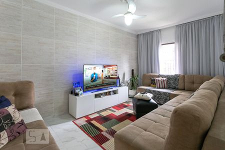 Sala de TV de casa à venda com 4 quartos, 260m² em Jardim Fenix, São Bernardo do Campo