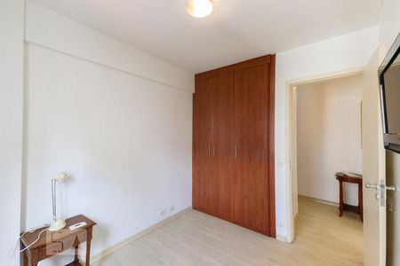 Quarto 1 de apartamento para alugar com 2 quartos, 50m² em Moema, São Paulo