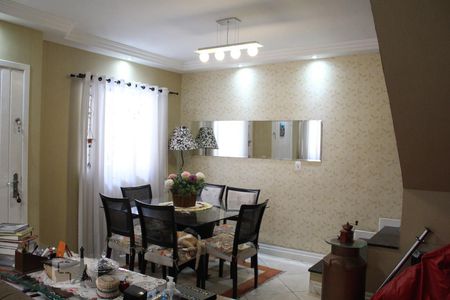 Sala de casa de condomínio para alugar com 3 quartos, 157m² em Jardim Pinheiros, São Paulo