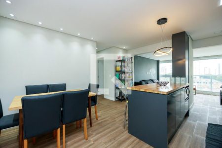 Sala de apartamento à venda com 2 quartos, 70m² em Campo Belo, São Paulo