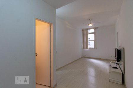 Sala de apartamento para alugar com 2 quartos, 70m² em Flamengo, Rio de Janeiro