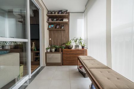 Varanda de apartamento para alugar com 2 quartos, 55m² em Santo Amaro, São Paulo