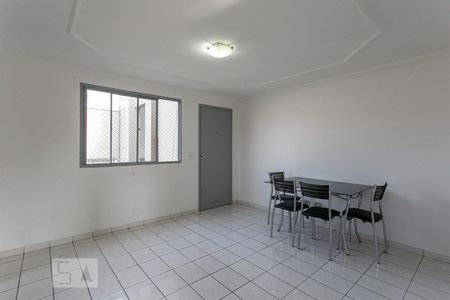 Sala de apartamento para alugar com 2 quartos, 52m² em Alves Dias, São Bernardo do Campo