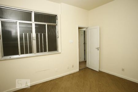 Quarto 1 de apartamento para alugar com 2 quartos, 84m² em Tijuca, Rio de Janeiro