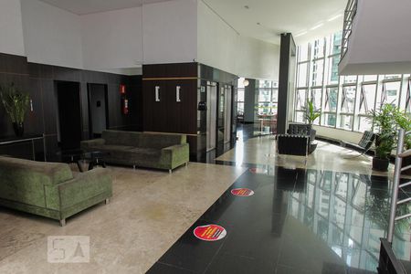 Studio à venda com 120m², 2 quartos e 1 vaga Studio à venda com 120m², 2 quartos e 1 vagaHall de Entrada