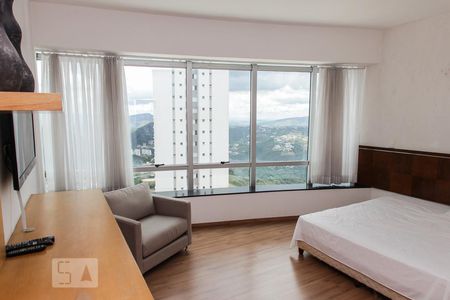 Studio à venda com 120m², 2 quartos e 1 vaga Studio à venda com 120m², 2 quartos e 1 vagaSuite