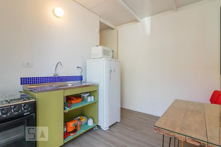 Cozinha de kitnet/studio para alugar com 1 quarto, 18m² em Vila Mariana, São Paulo