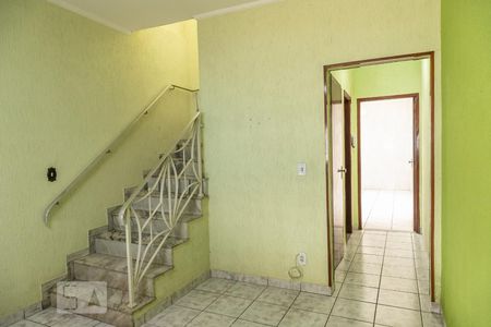 Sala de casa para alugar com 2 quartos, 150m² em Vila Guilhermina, São Paulo