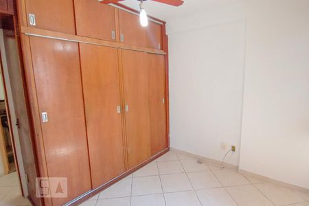 Quarto 1 - Armários de apartamento à venda com 3 quartos, 89m² em Botafogo, Rio de Janeiro